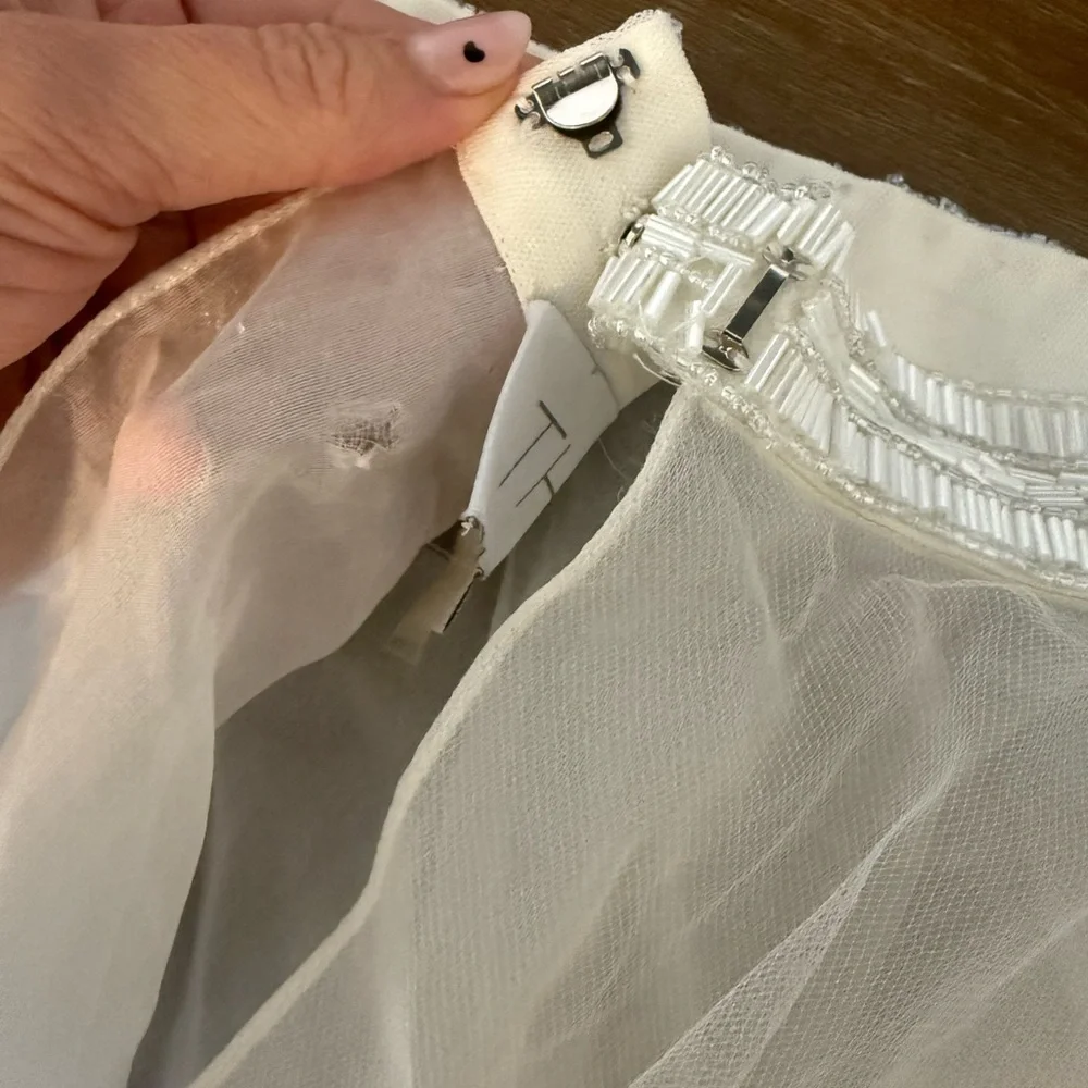 Theia Bridal Tulle Over Skirt Ivory Silk Beaded Waistband Belt Womens size 10